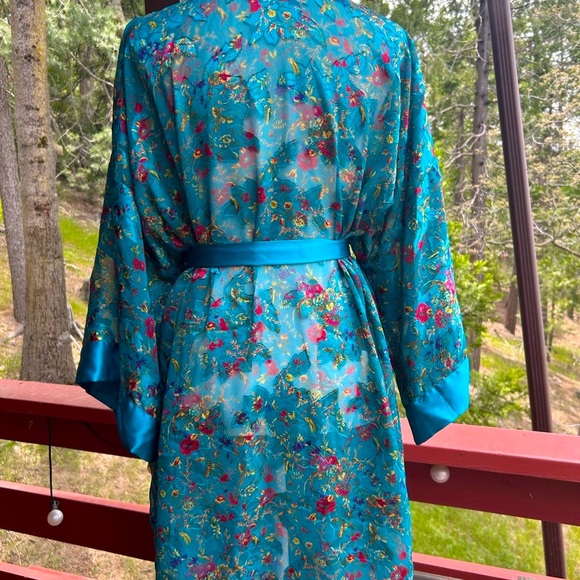 Vintage Victoria's Secret Blue Kimono Robe Intimates - Picture 4 of 9